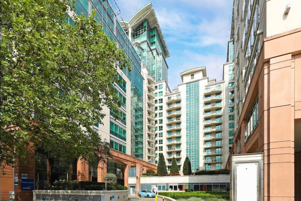 Stunning 2 Bed Thames River View - Central ロンドン エクステリア 写真