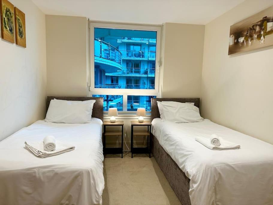 Stunning 2 Bed Thames River View - Central ロンドン エクステリア 写真
