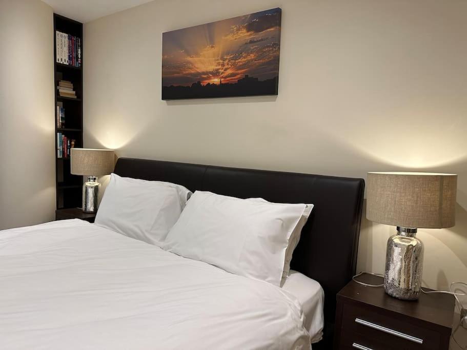 Stunning 2 Bed Thames River View - Central ロンドン エクステリア 写真