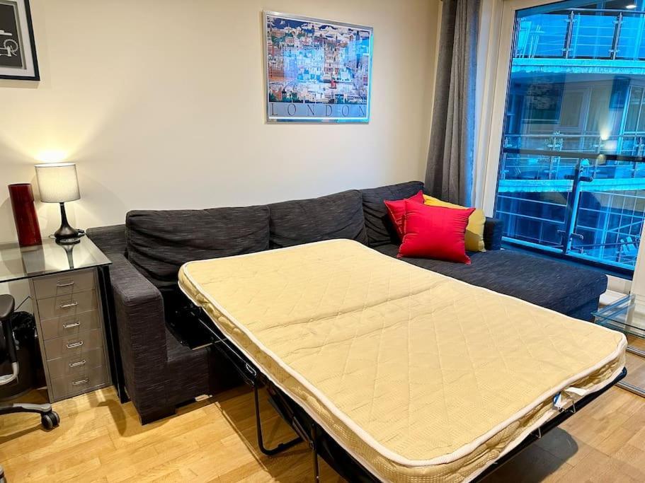 Stunning 2 Bed Thames River View - Central ロンドン エクステリア 写真
